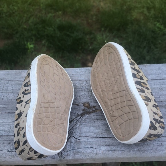 Old navy girls slip on shoe - Picture 5 of 5
